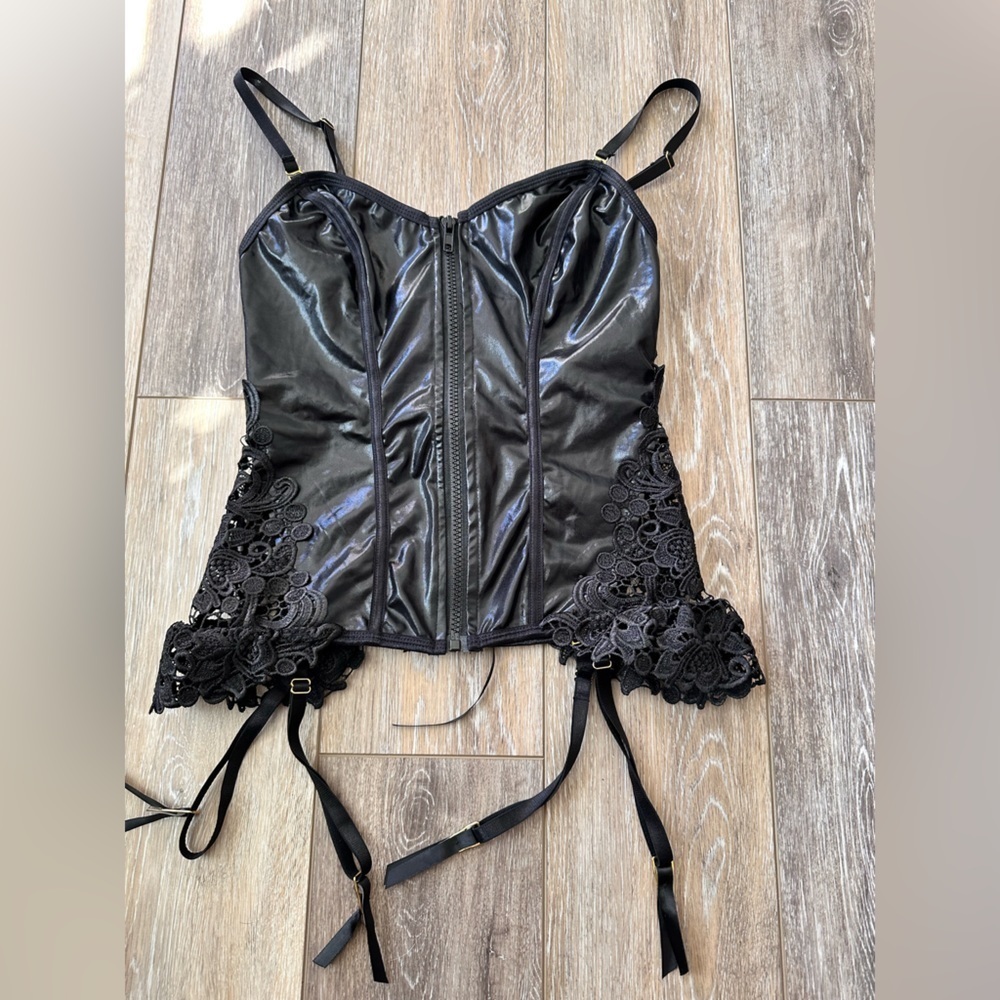 #9)  Seven til Midnight sex lace trimmed corset-top with Excellent condition.